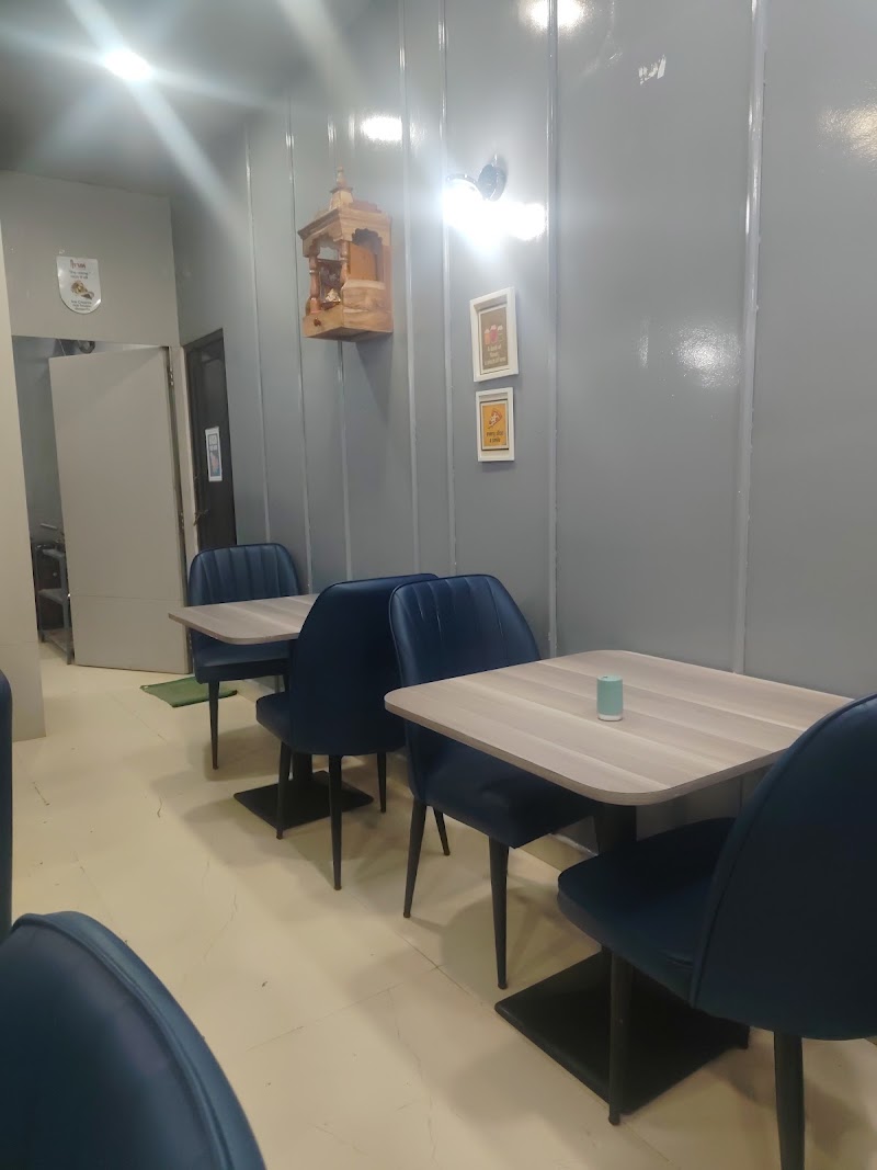 S Cafe - S Cafe, near Sparsh Child Care Clinic, Sarvodaya Nagar, Mohba Bazar, Raipur, Chhattisgarh 492001, India