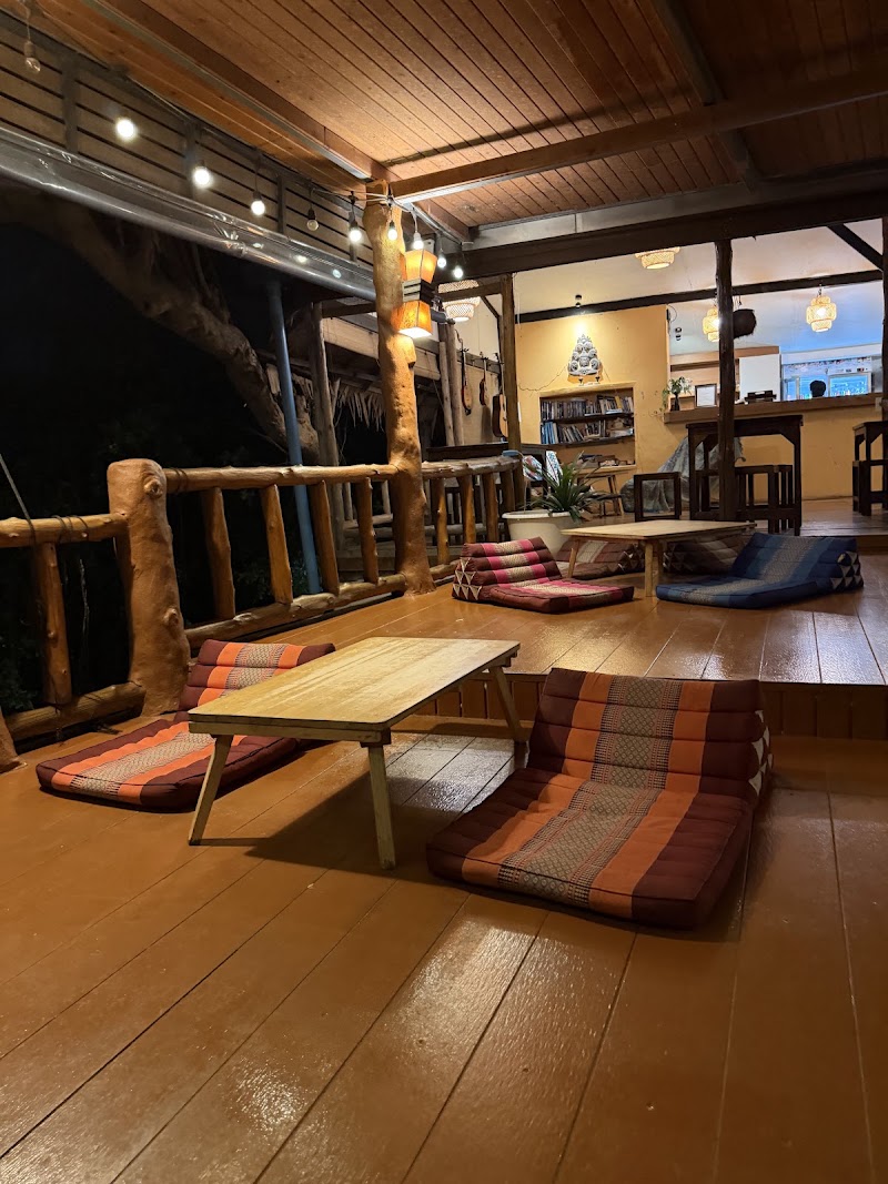 Tree House Cafe - Tree House Cafe, 52 1, Tambon Ko Tao, Amphoe Ko Pha-ngan, Chang Wat Surat Thani 84360, Thailand