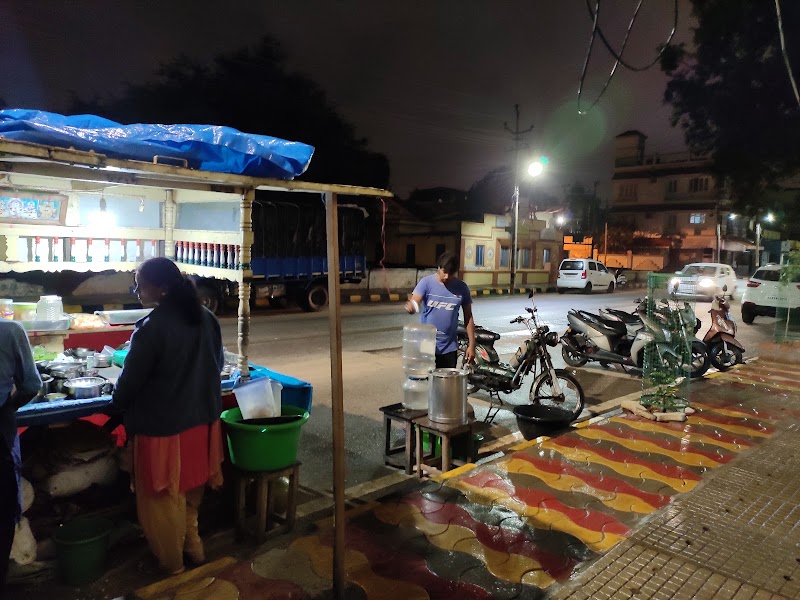Mysore Shetty Churmuri center - Mysore Shetty Churmuri center, Madiwala Swamy mutt, Ramanuja Rd, opp. to akkamani hospital, Bettadpura, Mysuru, Karnataka 570004, India