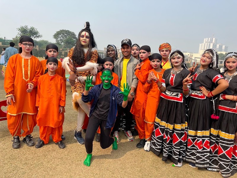 DANCE MOVES FOUNDATION ACADEMY - DANCE MOVES FOUNDATION ACADEMY D - 131 VIPUL WORLD, Aaron Ville Dhani, Fazilpur Jharsa, Sector 48, Gurugram, Haryana 122018, India