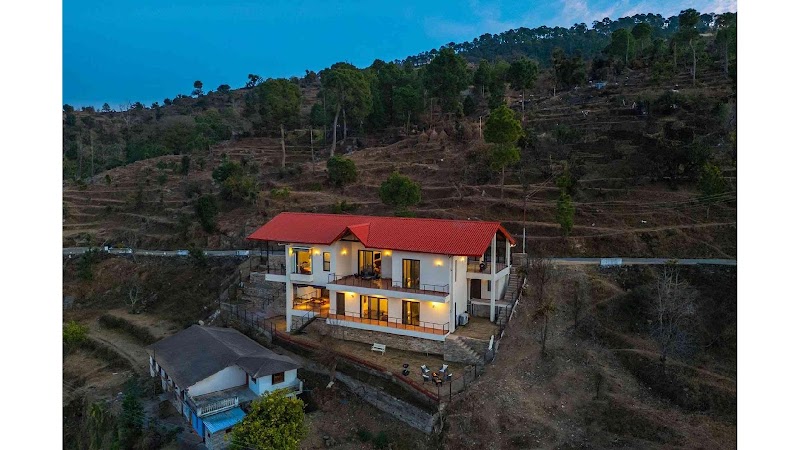 StayVista at Amulyam villa - StayVista at Amulyam villa Village Chapad on, Kapileshwar Temple Road, Mauna, Mukteshwar, Uttarakhand 263138, India