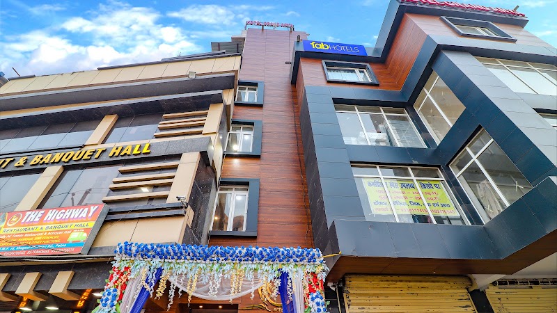 FabHotel Grand Arya