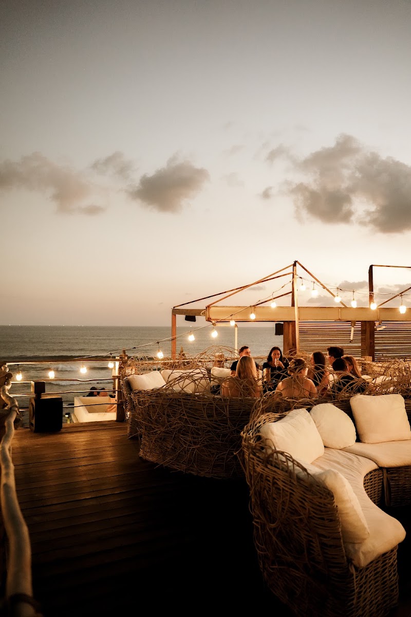 Sol Rooftop Bali - Sol Rooftop Bali Jl. Pantai Pererenan Kabupaten No.169, Pererenan, Kec. Mengwi, Kabupaten Badung, Bali 80351, Indonesia