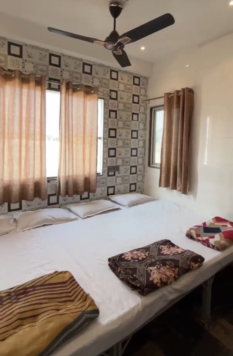 HOTEL IN UJJAIN - HOTEL IN UJJAIN 86 Hotel in ujjain vivekanand colony ujjain, near railway station platform no 8., 1.5 Km to mahakal entrance. Hotel in ujjain, Hotel in ujjain, Sindhi Colony, Ujjain, Madhya Pradesh 456010, India