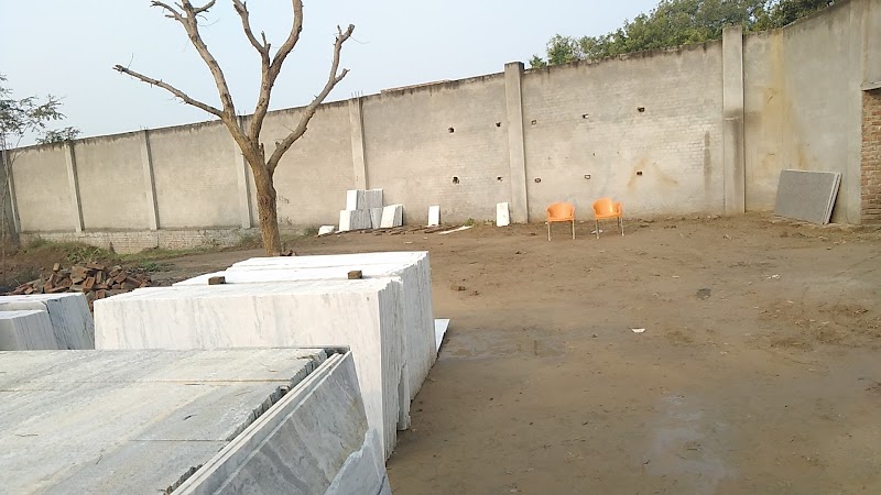 Chaudhary Family Dhaba - Chaudhary Family Dhaba Maniyar Bari, Baghpat, SH-14, Bhagvan Mahaveer Marg, Bagpat, Bagpat, Jonmani, Uttar Pradesh 250615, India
