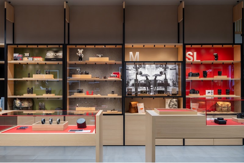 Leica Store Marina Bay Sands - Leica Store Marina Bay Sands 2 Bayfront Ave, # B1 - 82A The Shoppes at Marina Bay Sands, Singapore 018972
