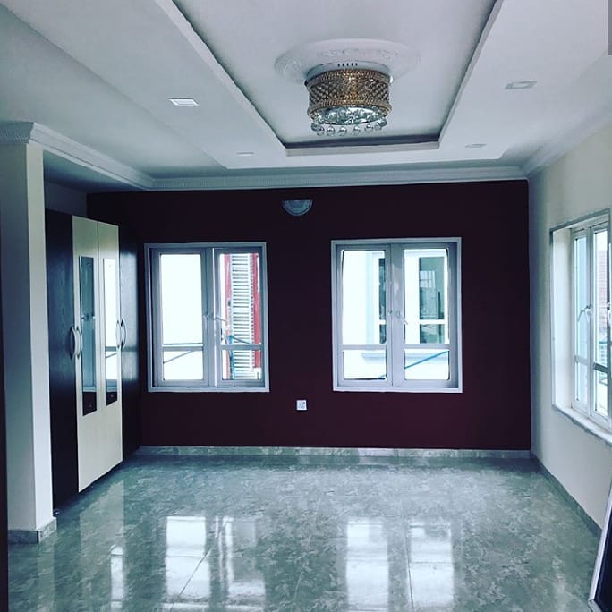 Gods Touch Apartment - Gods Touch Apartment FJC7+F4G, Ojo-Kadiri St, Eti-Osa, Lagos 106104, Lagos, Nigeria