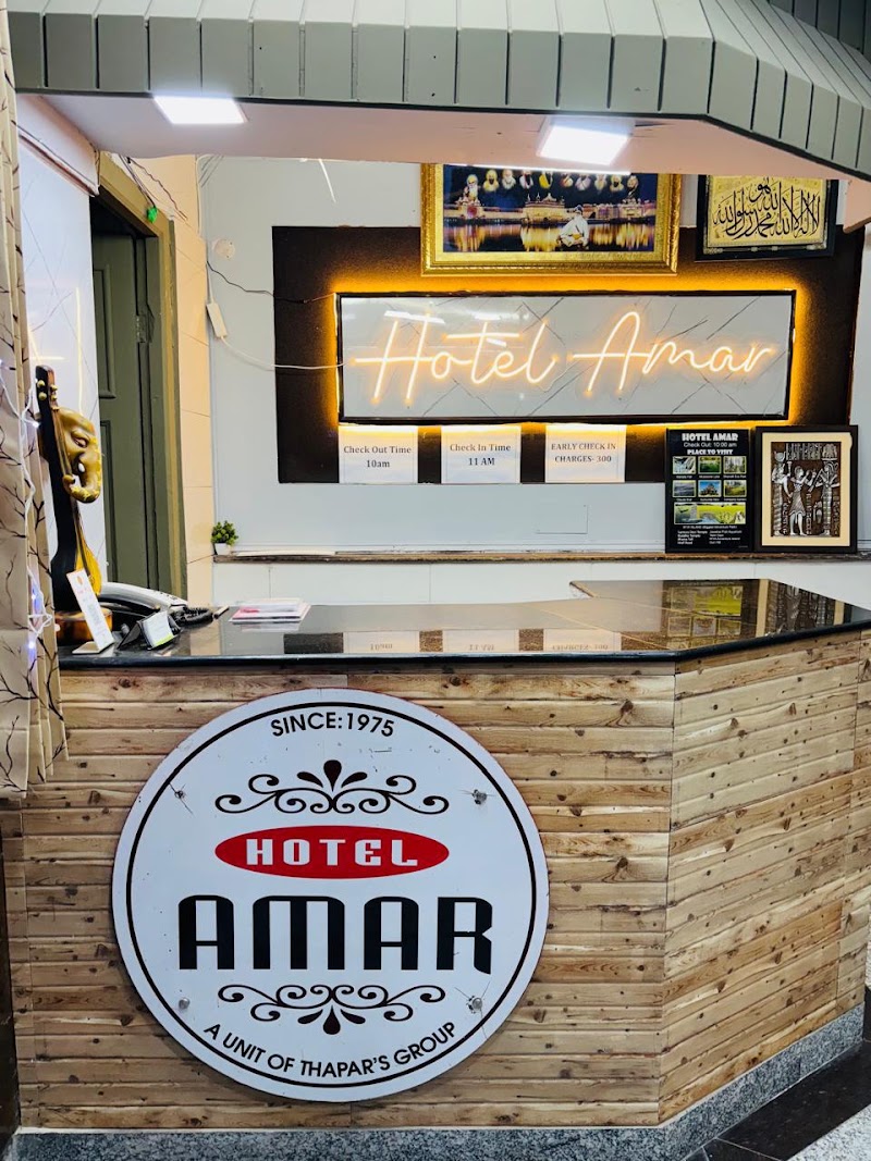 HOTEL AMAR - HOTEL AMAR Kurli Chowk, near Picture Palace, The Mall Road, Mussoorie, Uttarakhand 248179, India