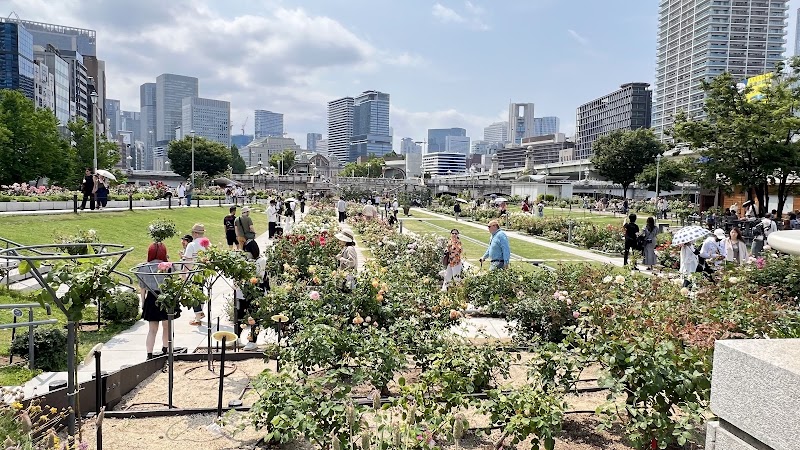 Nakanoshima Park - Nakanoshima Park 1-chōme-1-8 Nakanoshima, Kita Ward, Osaka, 530-0005, Japan