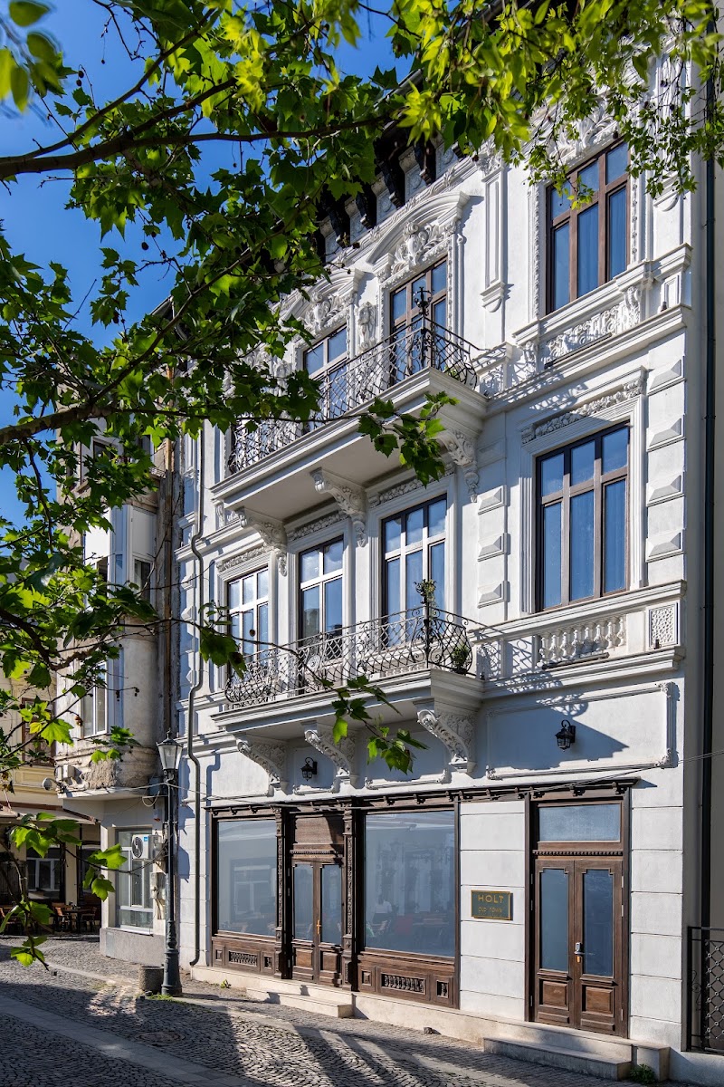 Old Town Luxury Suites with Balcony