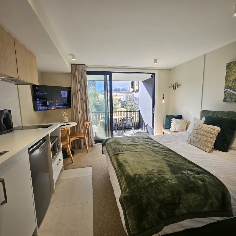 Remarkables Courtyard Studio - Remarkables Courtyard Studio 14b O'Meara Street, Remarkable Residences, Entry Inside the Courtyard Five Mile, Frankton, Queenstown 9300, New Zealand