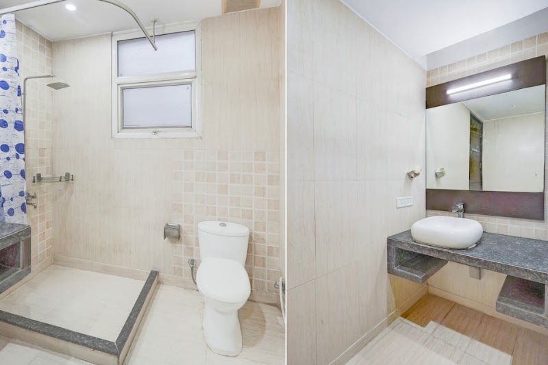 Townhouse by OYO Sector 51 Noida Near Metro Station - Townhouse by OYO Sector 51 Noida Near Metro Station Plot Number 183, D Block, Sector 51, Noida, Uttar Pradesh 201303, India