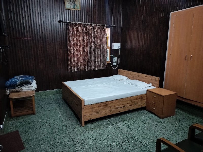 Jaipuria Smriti Bhawan, Chitrakoot - Jaipuria Smriti Bhawan, Chitrakoot, Ram Ghat Rd, Tirthrajpuri, Sitapur, Chitrakoot, Sitapur Mafi, Uttar Pradesh 210204, India