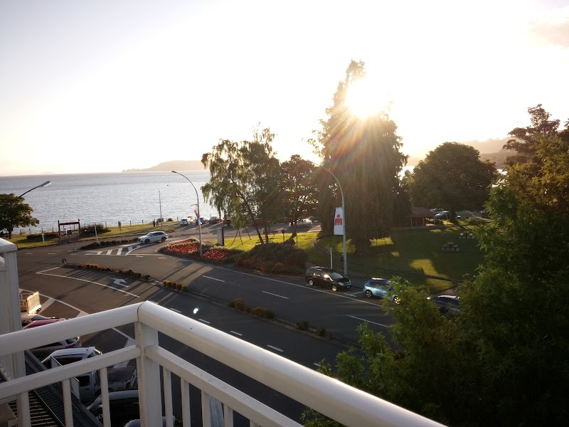 Based By The Lake Taupo - Based By The Lake Taupo 7 Tūwharetoa Street, Taupō 3330, New Zealand