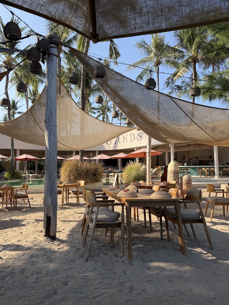 Sands Beach Club - Sands Beach Club Gili Air, Sunset Boulevard, Gili Indah, Kec. Pemenang, Kabupaten Lombok Utara, Nusa Tenggara Bar. 83352, Indonesia