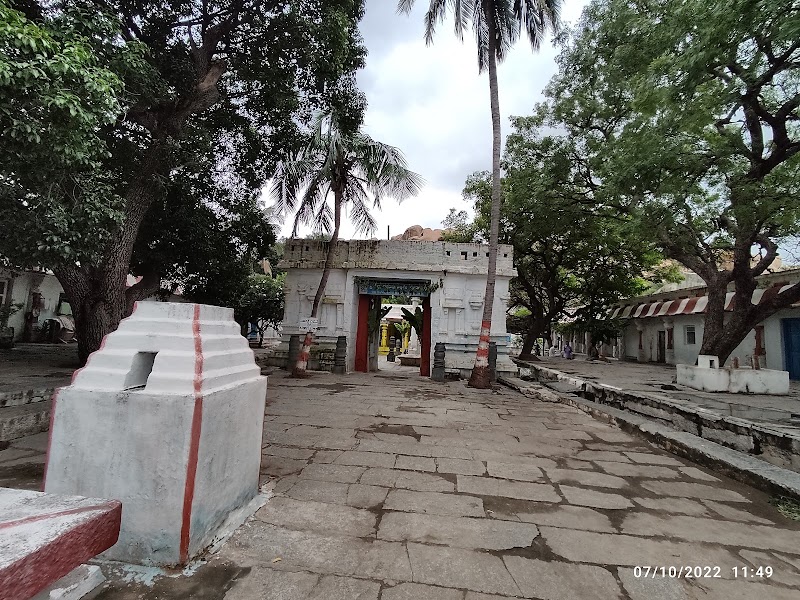 Ancient Shri Ranganathaswamy Gudi - Ancient Shri Ranganathaswamy Gudi, 9F2R+XP8, Anegundi, Karnataka 583227, India