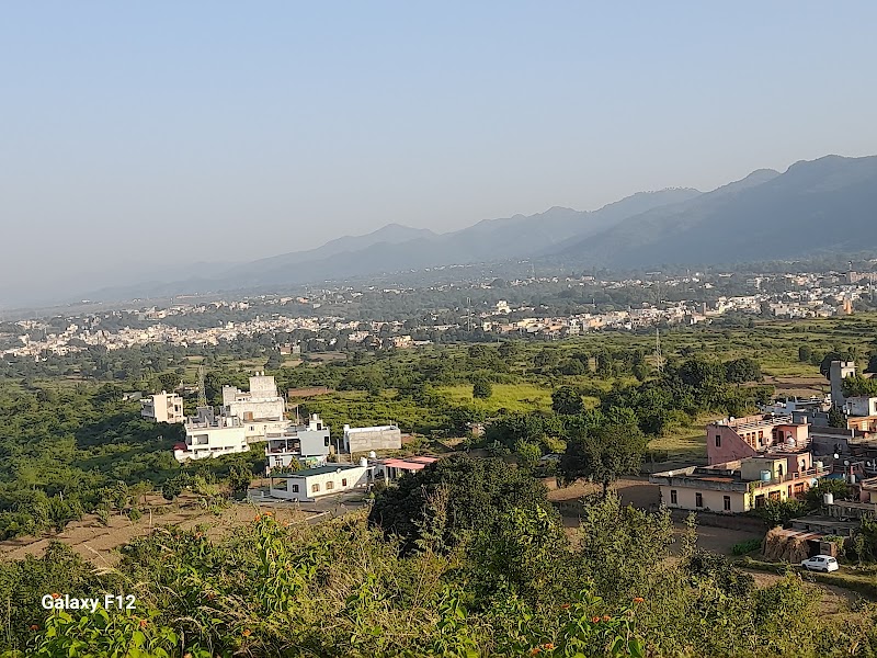 Sunrise and Sunset Point of Pinjore - Sunrise and Sunset Point of Pinjore RW6M+RJ4, Bitna, Haryana 134102, India