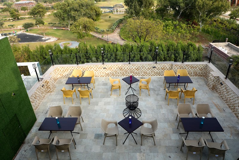 The Porch Cafe & Restaurant