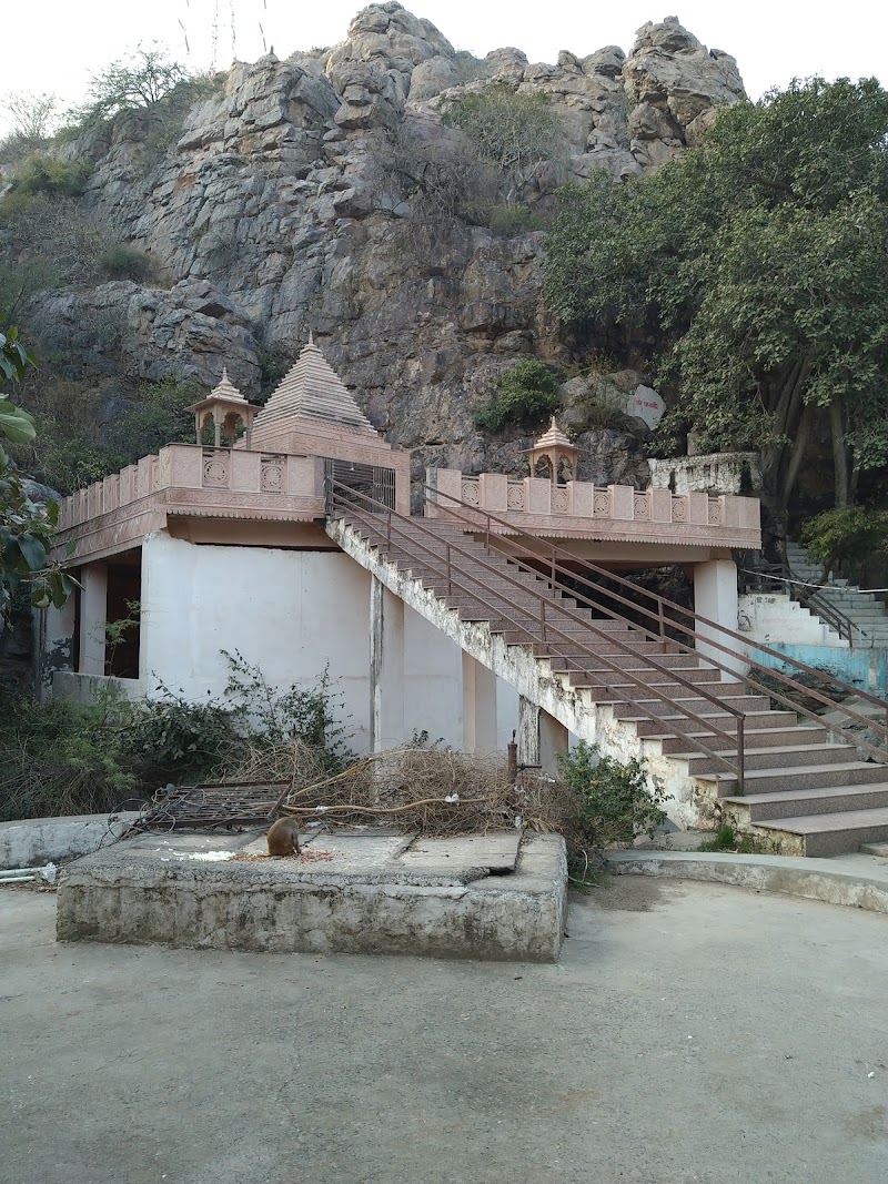Jharna mandir - Jharna mandir Gothda Mohbtabad, Haryana 121004, India