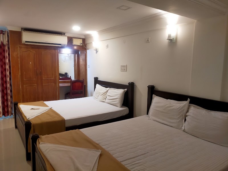 Srinivasa Residency - Srinivasa Residency 544, Velachery Main Rd, Camp Road Junction, Barathi Nagar, IOB Colony, Selaiyur, Chennai, Tamil Nadu 600073, India