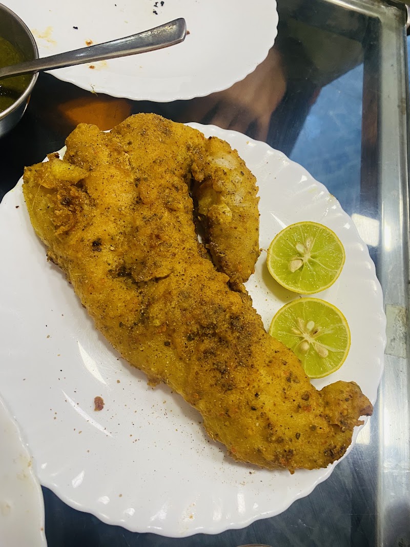 Surjit Food Plaza Restaurant - Surjit Food Plaza Restaurant 1,2 Dosanda Singh Rd, Lawrence Road, Extension, Amritsar, Punjab 143001, India
