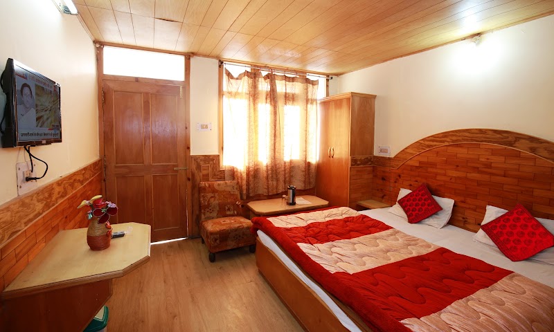 Hotel Shalimar - Hotel Shalimar, The, Mall Rd, Mallital, Nainital, Uttarakhand 263001, India