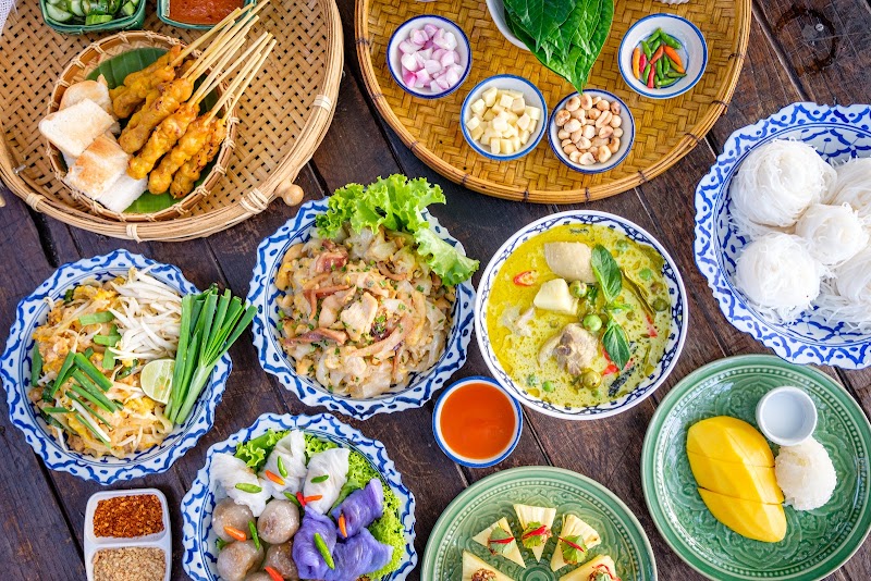 Chaopraya Antique Café - Chaopraya Antique Café, 370 Soi Thetsaban 2, Tambon Suan Yai, Amphoe Mueang Nonthaburi, Chang Wat Nonthaburi 11000, Thailand