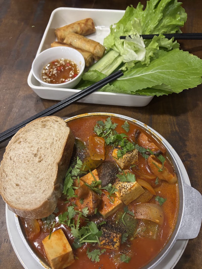 Everyday Vegan Food & Coffee Da Nang - Everyday Vegan Food & Coffee Da Nang 45 Hoàng Kế Viêm, Ngũ Hành Sơn, Đà Nẵng 55000, Vietnam