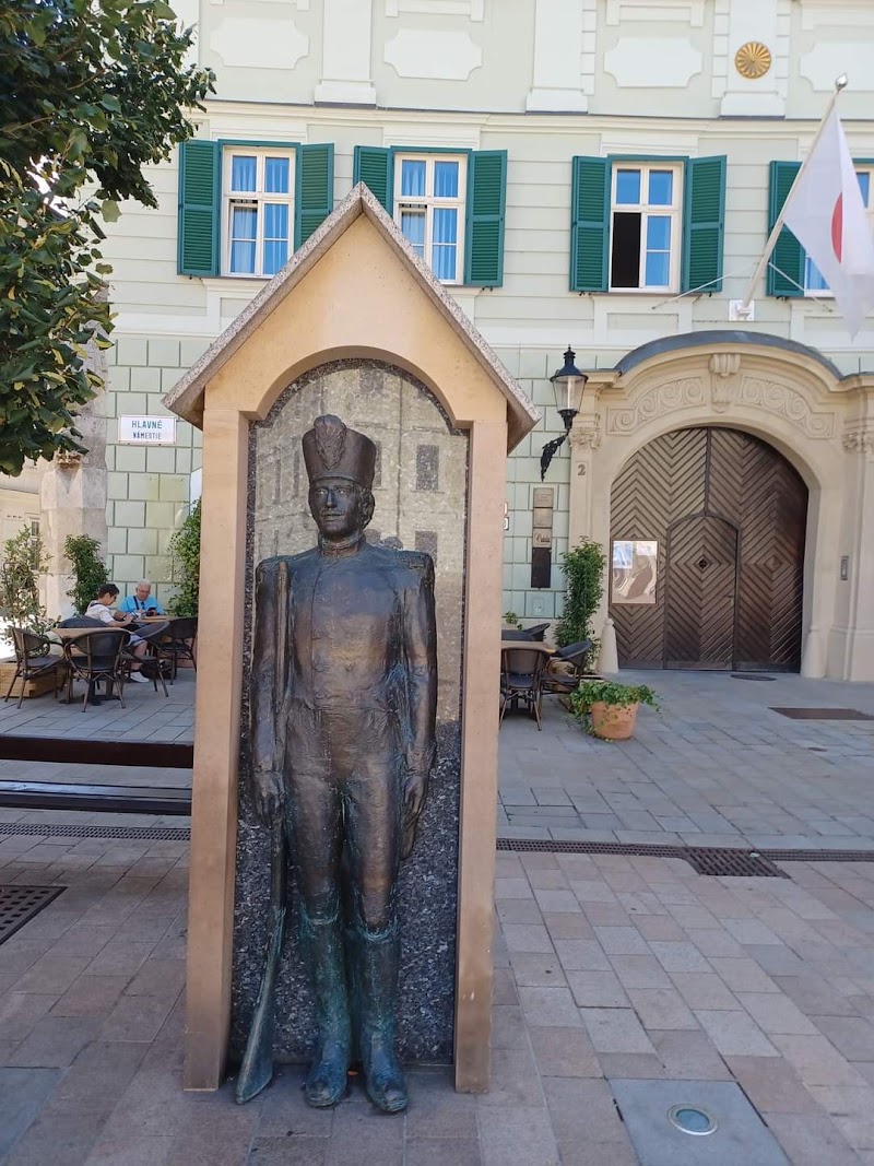 Estátua do Soldado de Napoleão - Estátua do Soldado de Napoleão, Hlavné námestie 358/7, 811 01 Bratislava-Staré Mesto, Slovakia