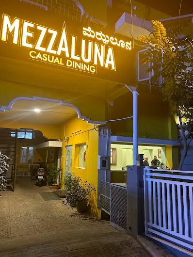 Mezzaluna Casual Dining - Mezzaluna Casual Dining 353, 14th Cross Rd, Stage 2, Hoysala Nagar, Indiranagar, Bengaluru, Karnataka 560008, India
