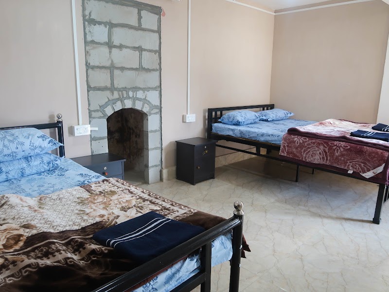 Yellow Moon Homestay