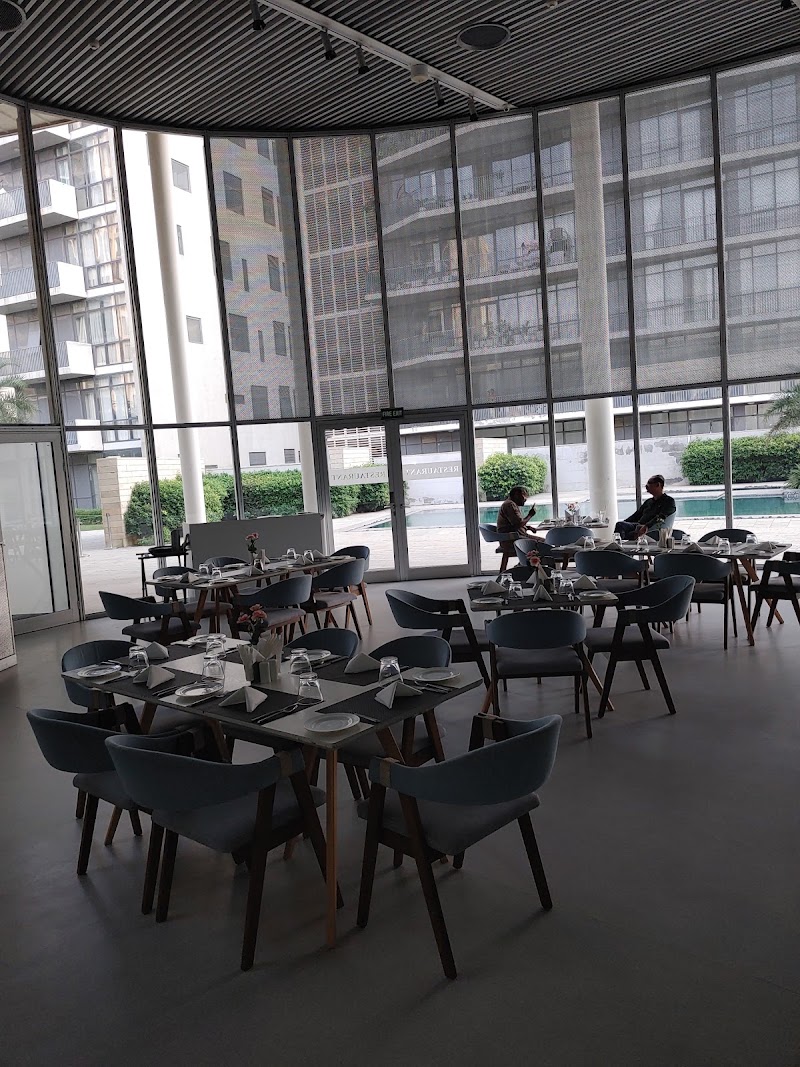 SKYON CLUB RESTAURANT - SKYON CLUB RESTAURANT 122102, IREO SKYON, Sector 60, Gurugram, Haryana 122098, India