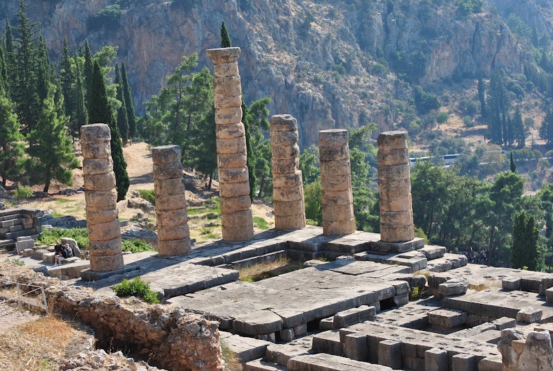 Temple of Apollo - Temple of Apollo, Delphi 330 54, Greece