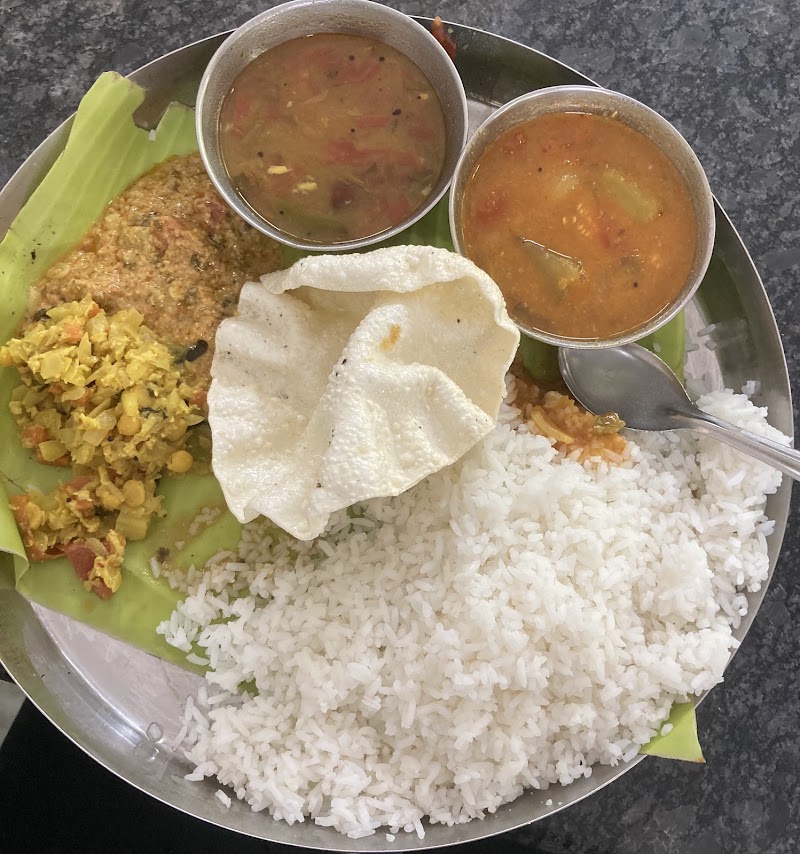 IDC Kitchen @ Gandhinagar - IDC Kitchen @ Gandhinagar 4, 3rd Cross Rd, near Jain Temple, Gandhi Nagar, Bengaluru, Karnataka 560009, India