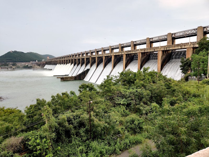 Tungabhadra Dam And Garden - Tungabhadra Dam And Garden, 787W+QH5, Hosapete, Karnataka 583225, India