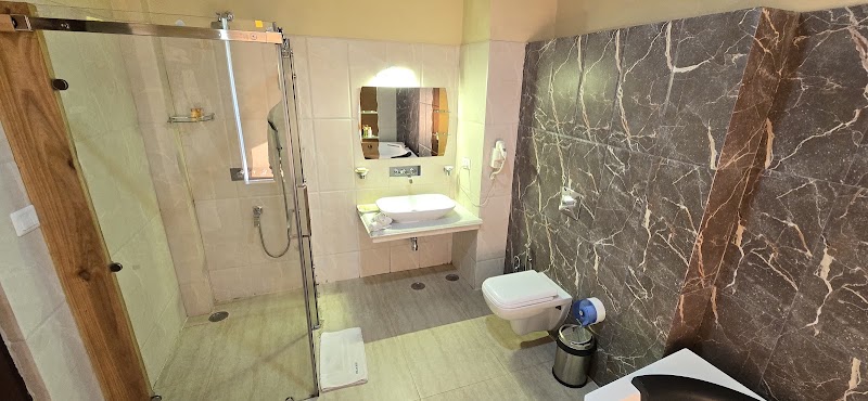 The Zen Ladakh - Best Hotels In Leh |Centrally Heated 5 Star Super Dlx Hotel. - The Zen Ladakh - Best Hotels In Leh |Centrally Heated 5 Star Super Dlx Hotel. Sheldan, Fort Rd, Leh, 194101
