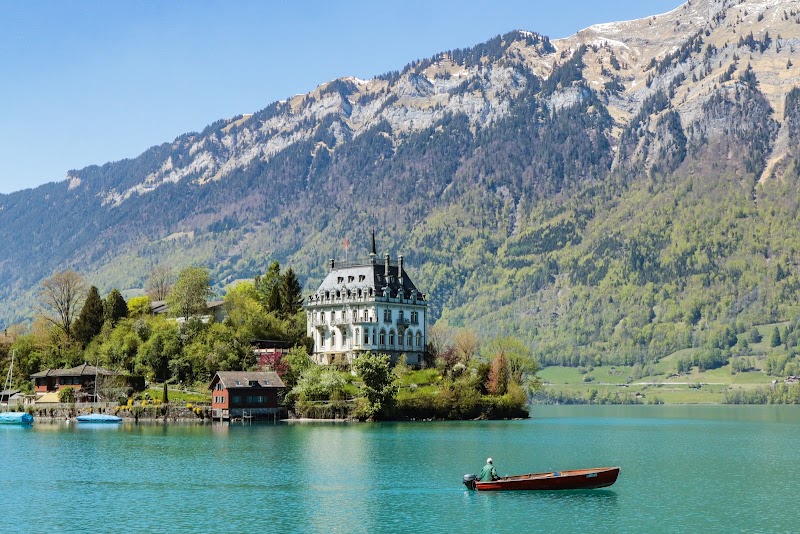 Ssico B&B - Ssico B&B Bahnhofstrasse 45, 3800 Interlaken, Switzerland