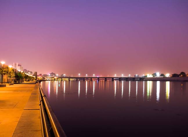 Sabarmati Riverfront Subhash Bridge View Point - Sabarmati Riverfront Subhash Bridge View Point, 3H5M+GQW, Dudheshwar, Ahmedabad, Gujarat 380004, India