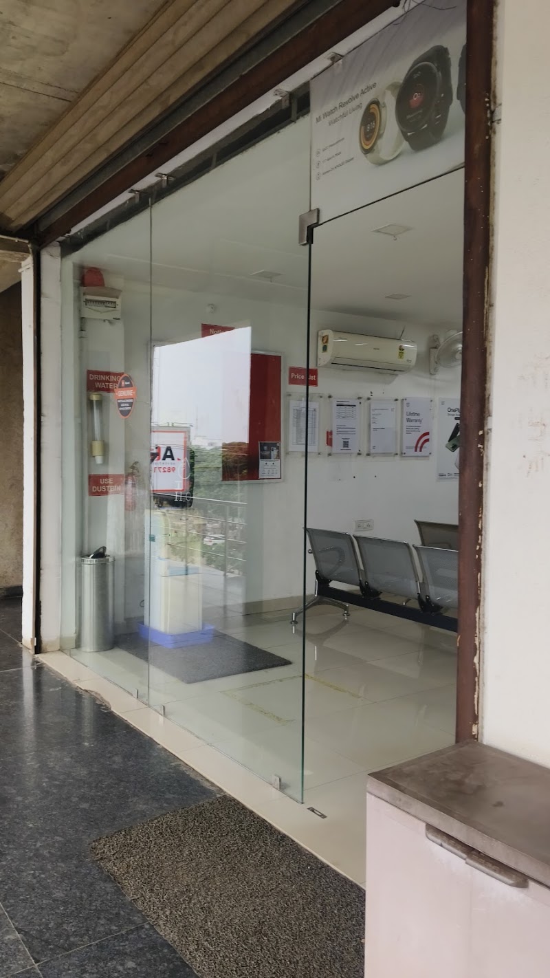 Mi service center - Mi service center, second floor shop no. 5, shraavya Enterprises, Mahalaxmi complex, Moulipara, Telibandha, Raipur, Chhattisgarh 492001, India