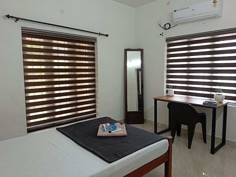 Paddy N' Canal Homestay - Paddy N' Canal Homestay opposite FIRE STATION, Thirumala, Alappuzha, Alapuzha, Kerala 688011, India