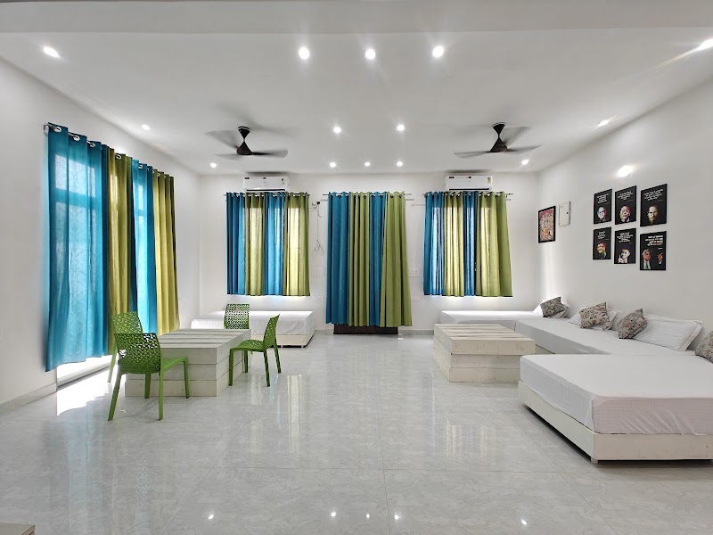 The Vibe Stays - The Vibe Stays, 1751A, 100 Ft. Road, near SHANKRA RESIDENCY, Omaxe City, Phase 2, Bagru Khurd, Rajasthan 302026, India