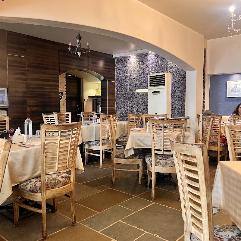 Arthur's Theme - Arthur's Theme SHOP NO 2, VRINDAVAN APARTMENTS, Lane No. 6, opp. COSMOS BANK, Ganga Fortune Society, Meera Nagar, Koregaon Park, Pune, Maharashtra 411001, India