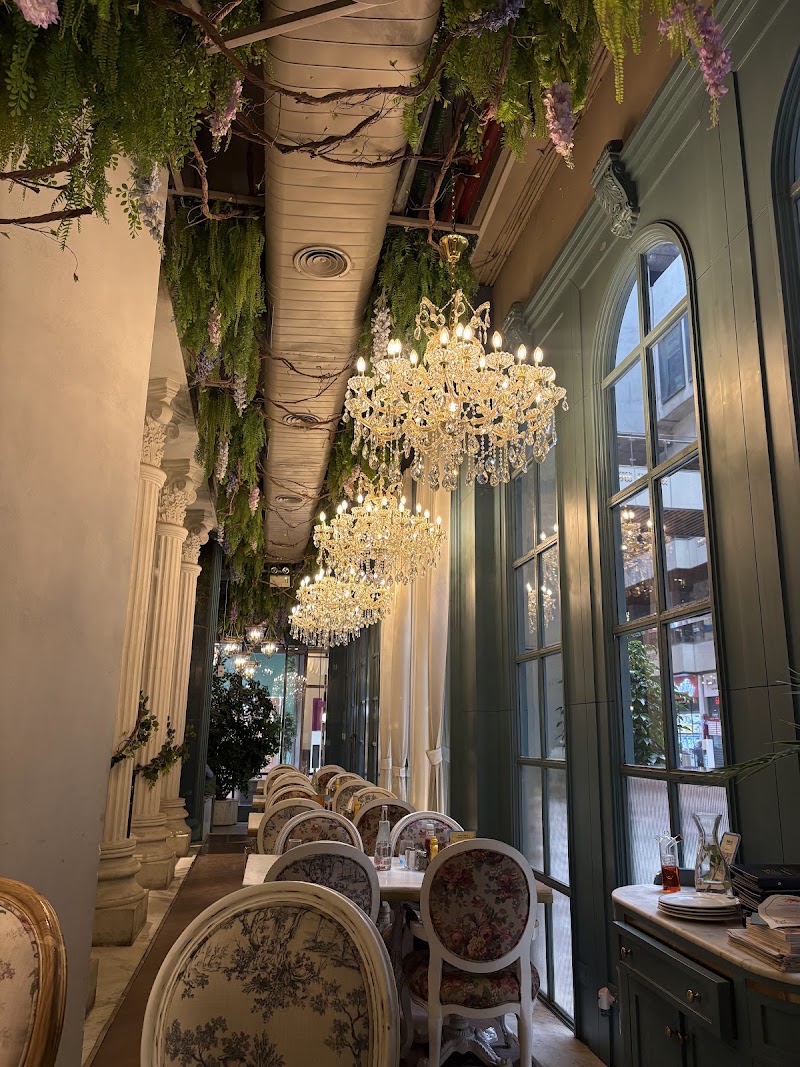 Cafe De Flora - Cafe De Flora GF-31 - GF38, Aipl joy central, Sector 65, Gurugram, Haryana 122101, India
