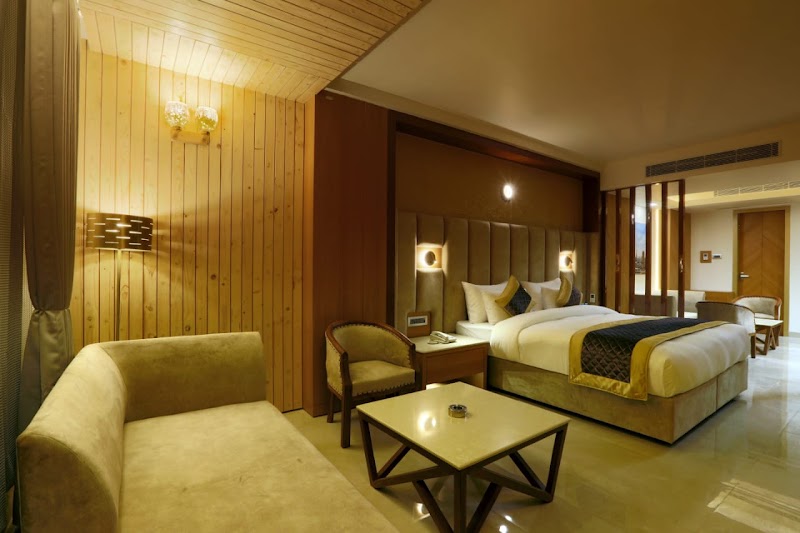 Hotel Omega - Hotel Omega PLOT, 2018P, Block A, Greenwood City, Sector 45, Gurugram, Haryana 122003, India