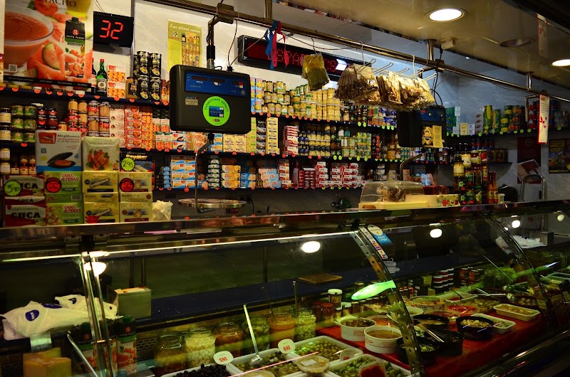 Mercat del Poblenou - Mercat del Poblenou Plaça de la Unió, 25, Sant Martí, 08005 Barcelona, Spain