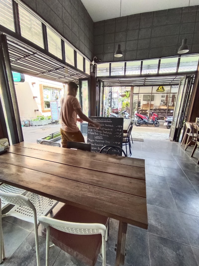 New Heaven Cafe - New Heaven Cafe, Ko Tao, Ko Pha-ngan District, Surat Thani 84280, Thailand