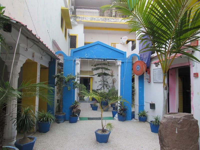 HosteLaVie Varanasi Om Home Guest House - HosteLaVie Varanasi Om Home Guest House, B,3/97, near Chetsingh Fort, Shivala, Varanasi, Uttar Pradesh 221001, India