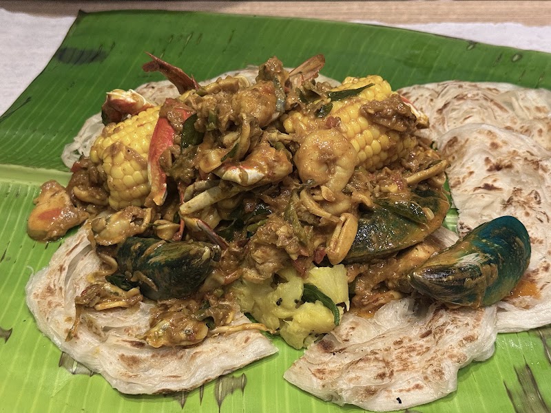 Mathai’s Restocafe - Mathai’s Restocafe Dhottappankulam, 1st floor, M66V+2QQ AE Tower, Sultan Bathery, Kerala 673592, India