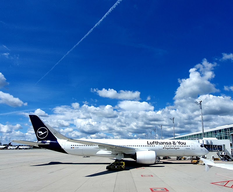 Lufthansa Aviation Center - Lufthansa Aviation Center Airportring, 60549 Frankfurt am Main, Germany