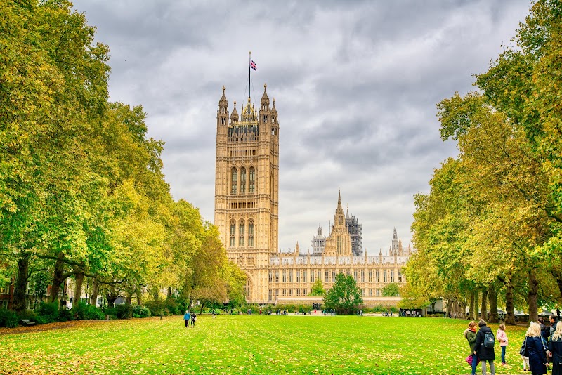 Victoria Tower Gardens - Victoria Tower Gardens Abingdon St, Millbank, London SW1P 3JA, UK